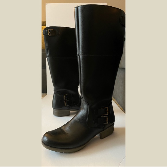 clarks muckers fog ankle boot